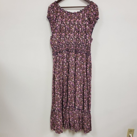 Old Navy Womens Tiered Micro Floral Milkmaid Maxi Dress Size XL Cottagecore - Picture 3 of 9